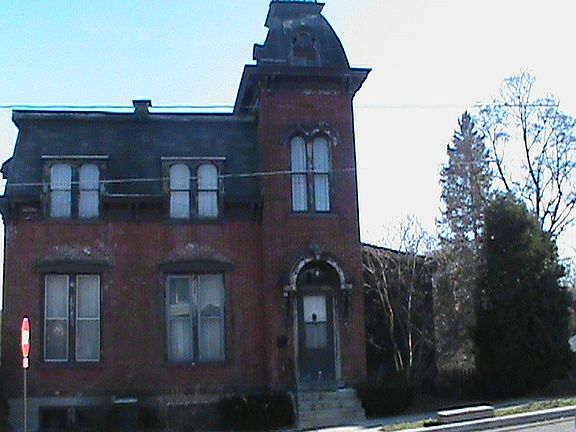 3rd image of 62 Church St