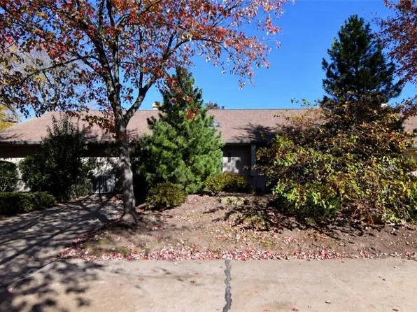 3264 Richmond Rd, Beachwood, OH 44122