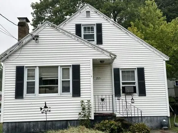 215 Stimson St, West Roxbury, MA 02132