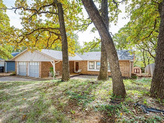 3rd image of 7628 Beckwood Dr