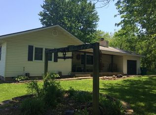 4002 County Line Rd, Mountain Grove, MO 65711