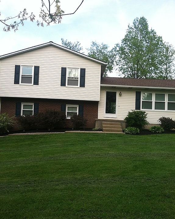 1st image of 290 Fenton Ave