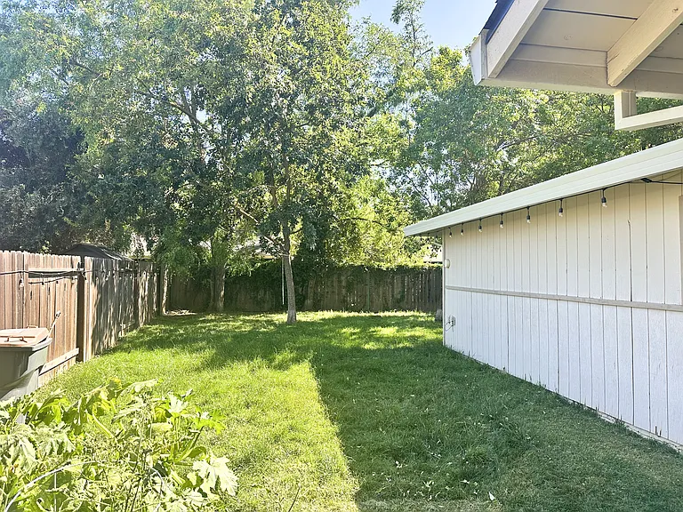 307 La Vida Way — Photo 11