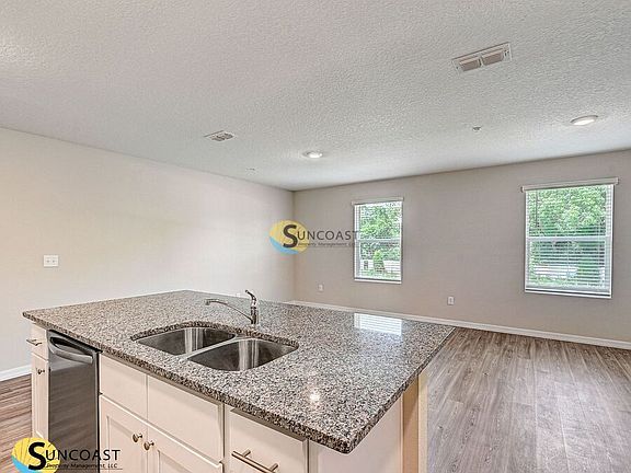 5th image of 1516 Yelford Cir #202