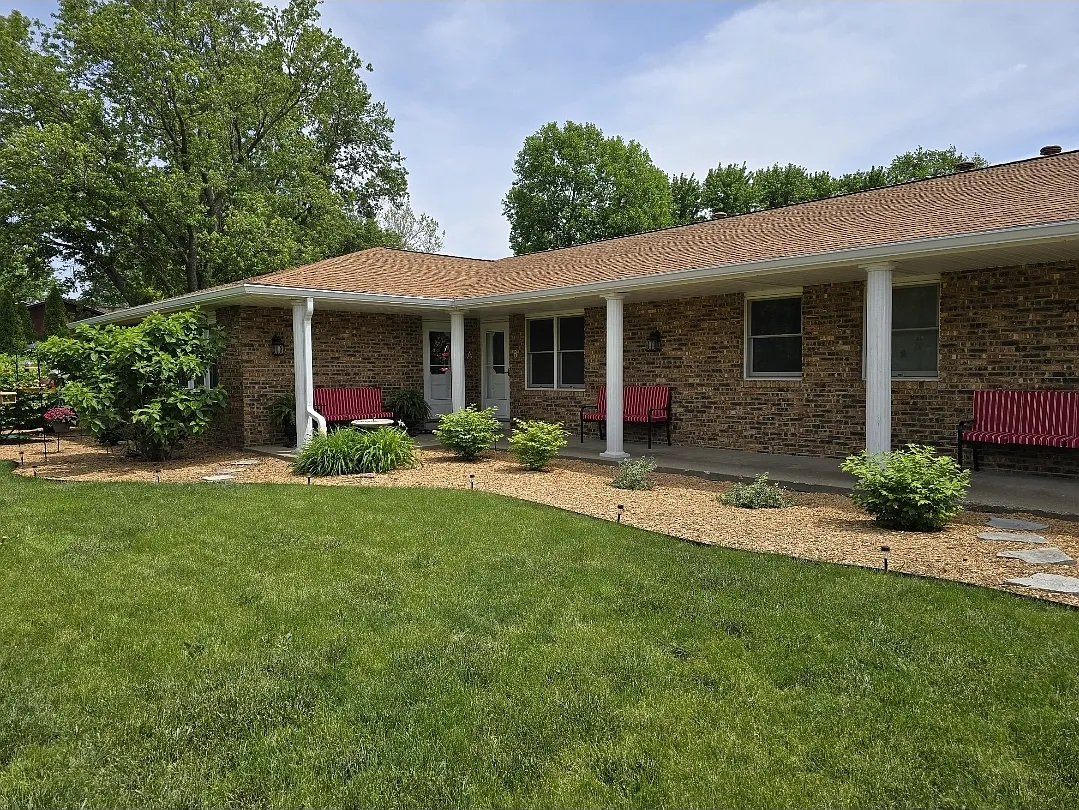 2 bed, 900 sqft, $1,500 — Photo 1