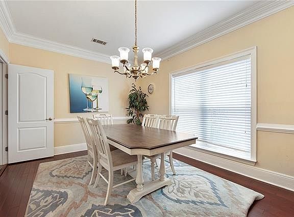 2nd image of 4100 Saint James Dr
