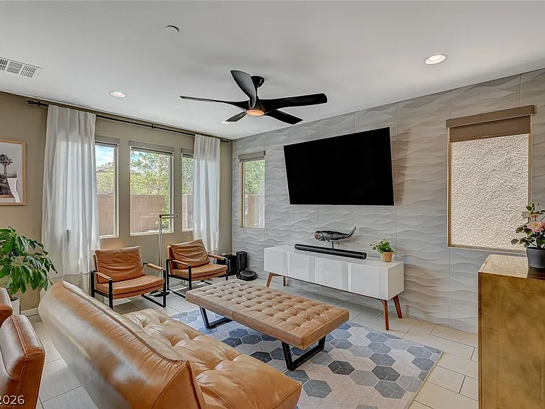 11375 Gravitation Dr — Photo 4
