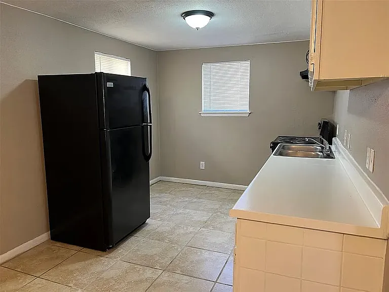 1519 Robin Street — Photo 11