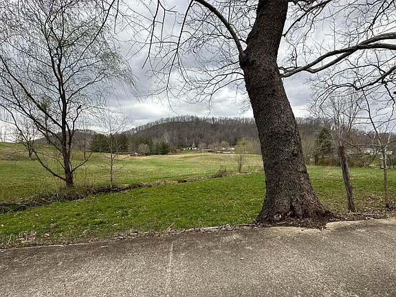 3rd image of 0 Tram Ln