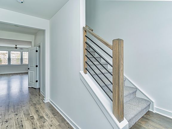 3rd image of 1439 Darrowby Way