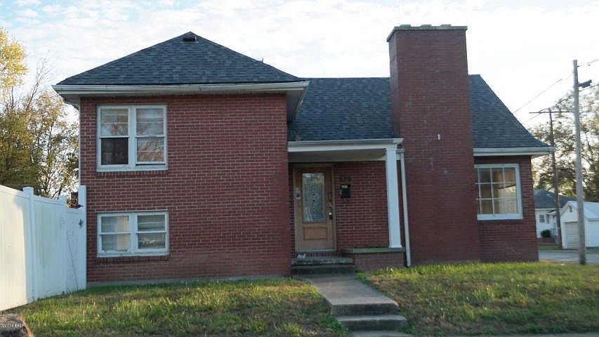 1st image of 829 Dewey St