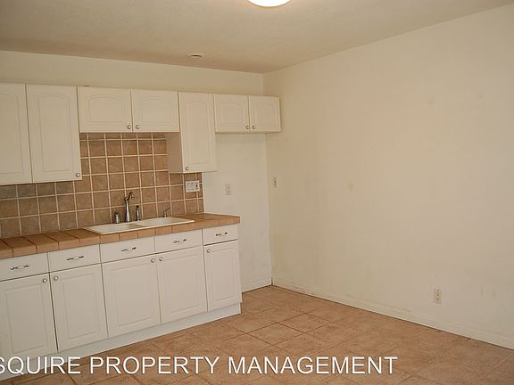 3rd image of 1851 Fisher Dr