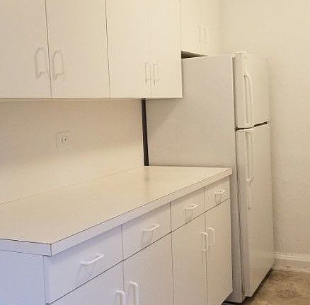 3rd image of 2728 Henry Hudson Pkwy APT 22A