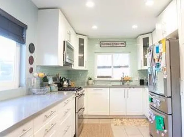 5203 E Falls View Dr, San Diego, CA 92115