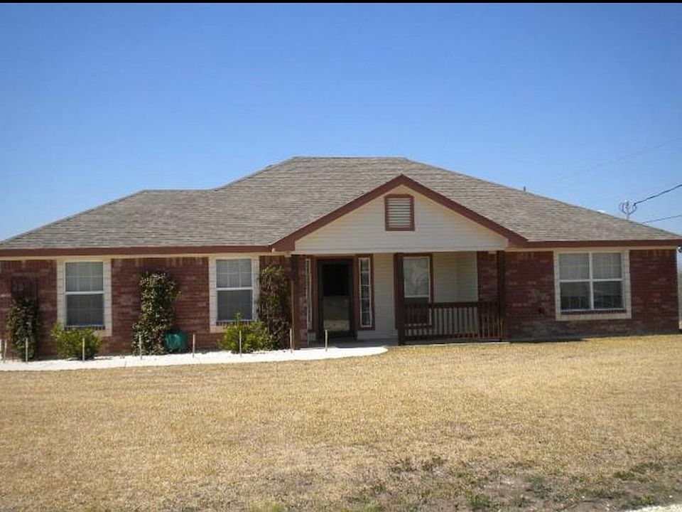 1st image of 310 Gaylon Dr