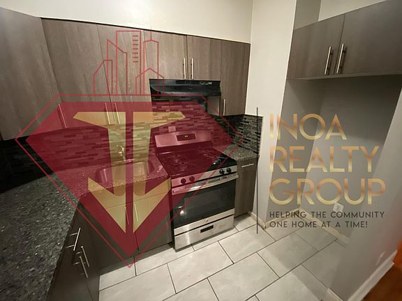 4th image of 560 Bramhall Ave #2