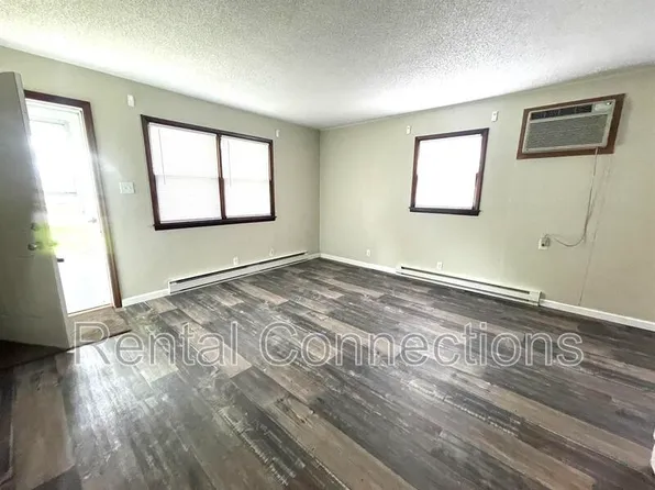 100 Parkview Ln APT 109-P2, Carterville, IL 62918