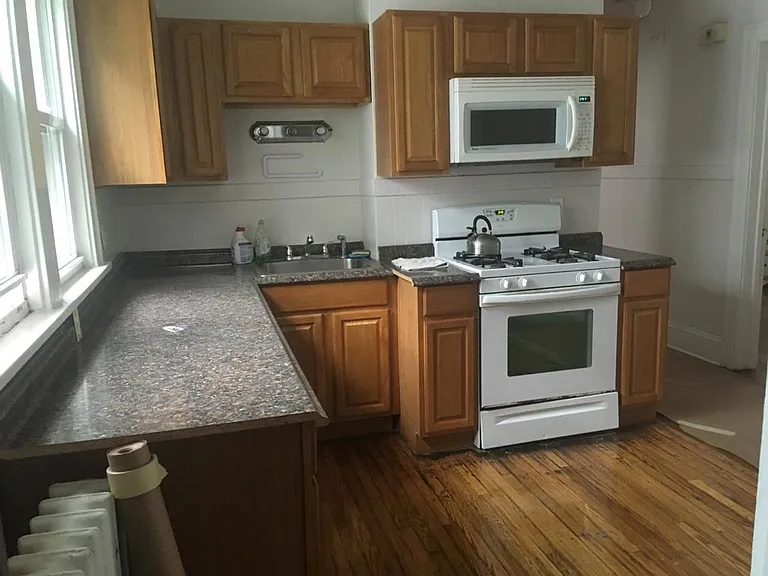 29 Glenwood St #2 — Photo 2