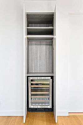 5th image of 32 E 1st St #5E