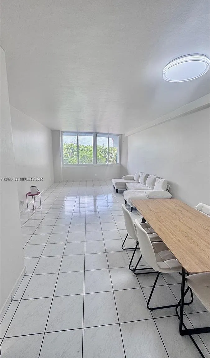 Parkview Point Condo — Photo 2
