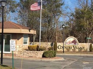 6 Theodore Dr, Coram, NY 11727