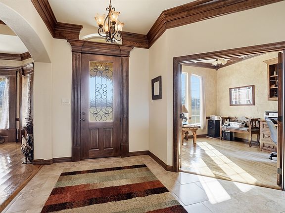 3rd image of 842 County Road 4371