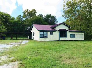 902 E 13th St, Mount Pleasant, TX 75455