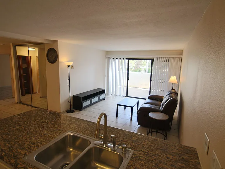 8308 Regents Rd #1C — Photo 3