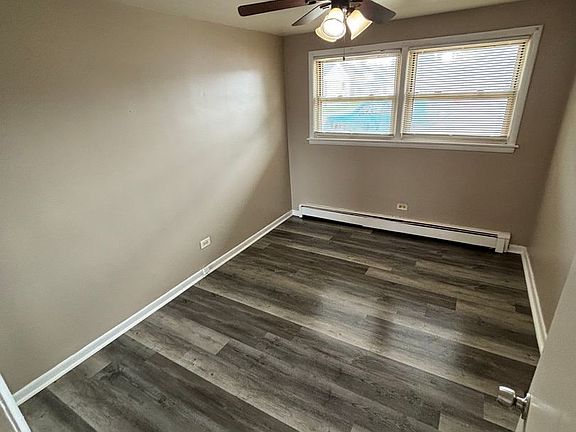 4th image of 1234 W 127th St #1D