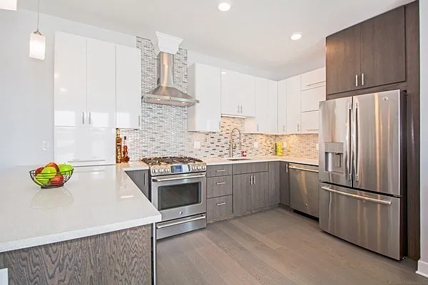 18 Cliveden St #604 — Photo 13