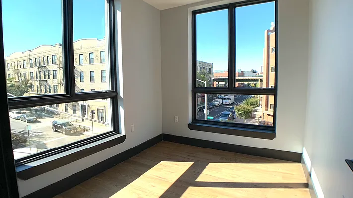 Rented by Nooklyn NYC LLC | media 14