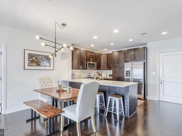 600 S 24th St #304 — Photo 4
