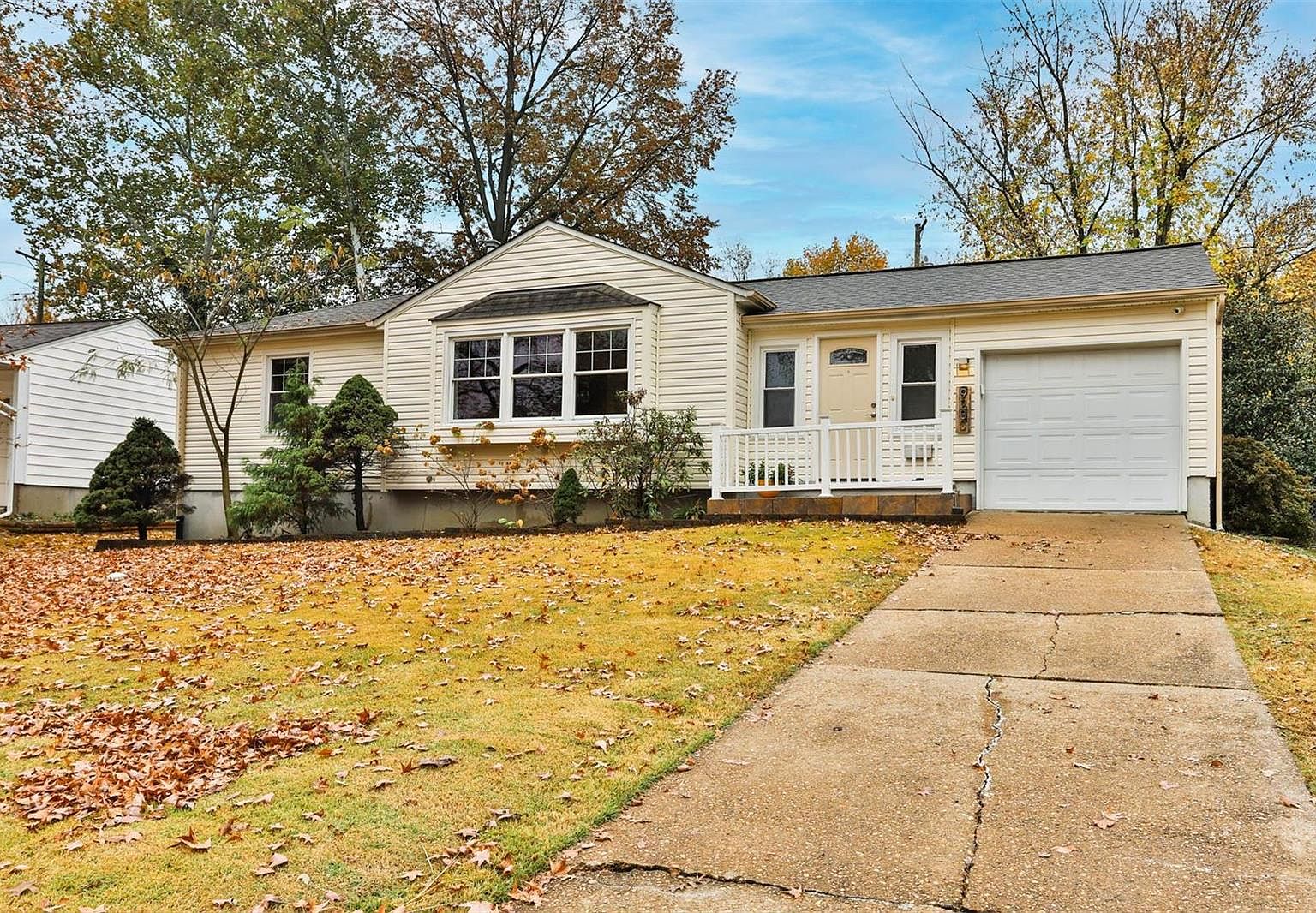9230 Hallock Dr, Saint Louis, MO 63123 Zillow