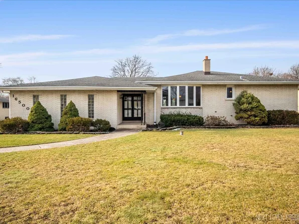 16500 Leslie Ann Dr, Tinley Park, IL 60477