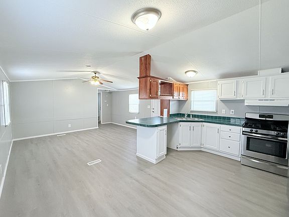 2nd image of 1932 E 47th St S Lot 89