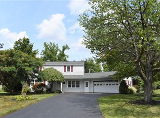 56 Cobblestone Dr, Rochester, NY 14623