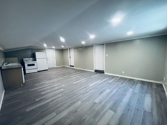 3rd image of 504 N Church St #5