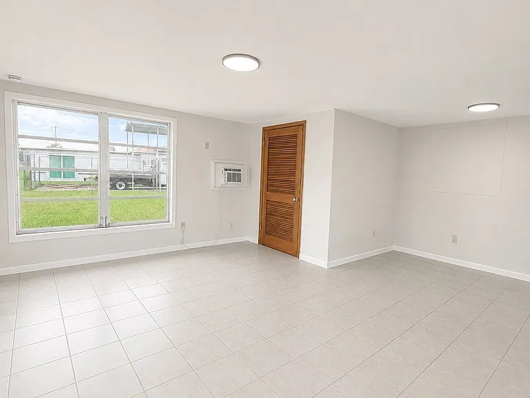800 Willow Dr — Photo 20