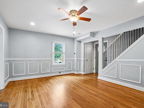 5th image of 6208 Elmhurst St