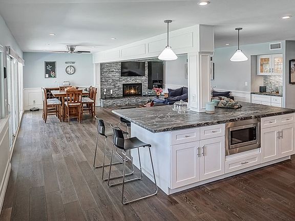 4th image of 28676 Lakecrest Ave