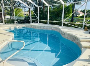 8427 Arima Ln, Wellington, FL 33414