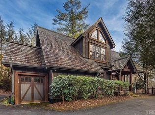 111 Ivy Ridge Rd, Lake Toxaway, NC 28747