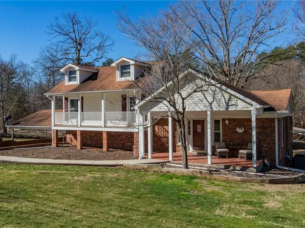 122 Timberwood Dr, Jamestown, NC 27282