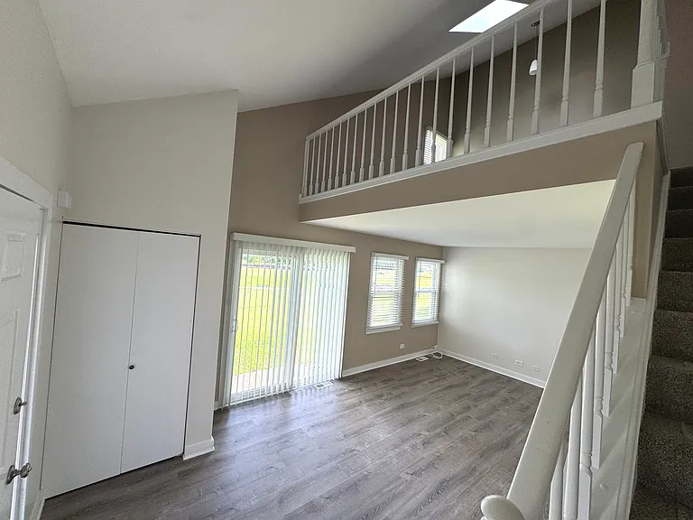 11411 Douglas Ave #C — Photo 7