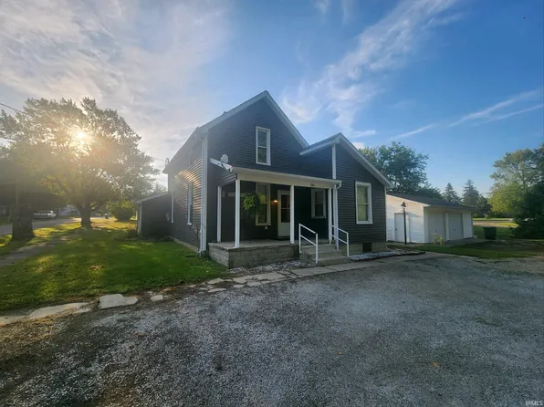284 N East St, Upland, IN 46989