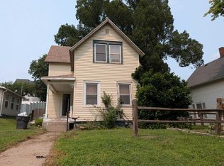 315 E 9th St, Logan, IA 51546