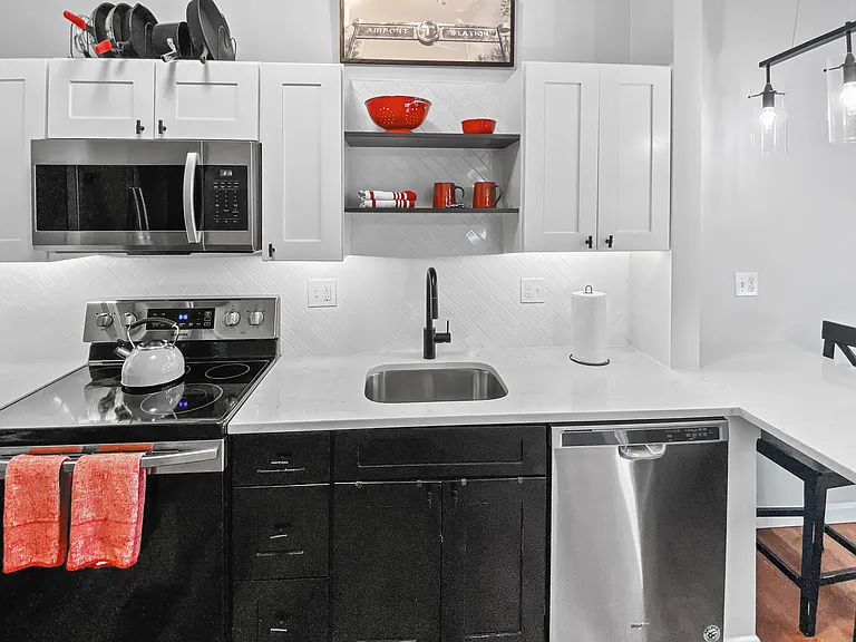 258 Bremen St #2 — Photo 12