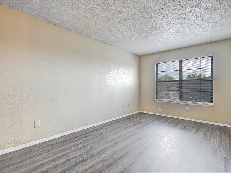 6321 Richland Plaza Dr #A — Photo 5