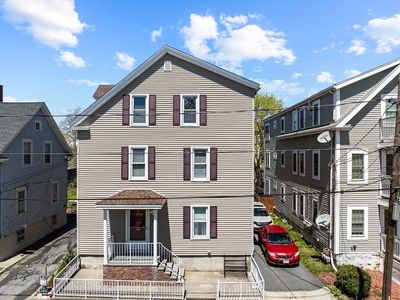 303 Tinkham St, New Bedford, MA, 02746