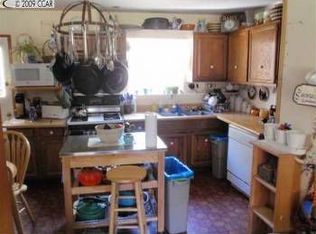 646 Minert Rd, Walnut Creek, CA 94598